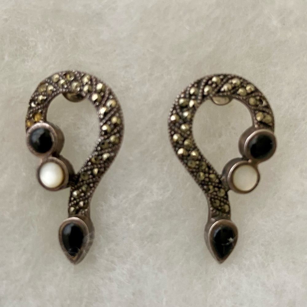 Sterling Silver Art Deco Piercing Earring With Black Onyx,Mother Pearl,Marcasite